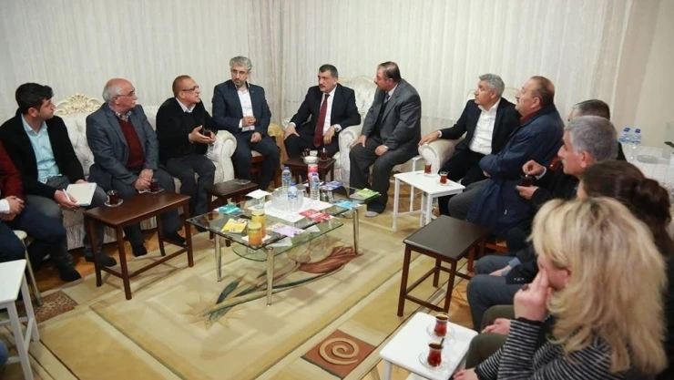 Ev toplantılarında 16 Nisan'ın önemini anlattılar