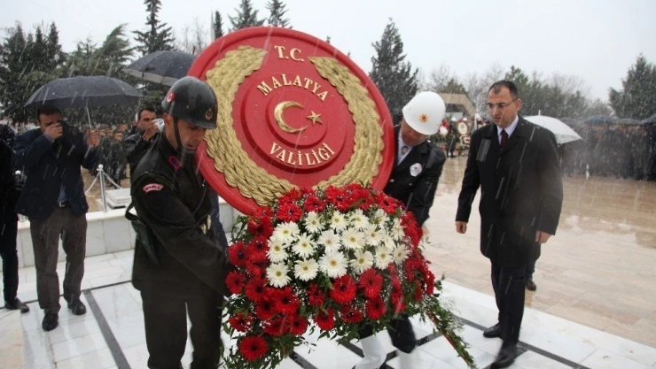 Çanakkale Zaferi'nin 102'nci yıldönümü kutlandı