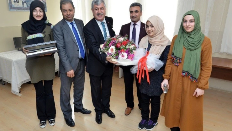 Başkan Polat öğrencilerle buluştu