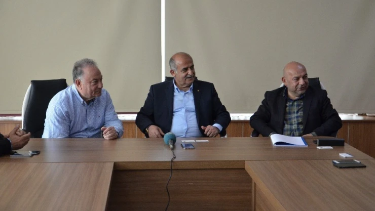 YİSAD Yönetim Kurulu Başkanı Gökhan Demiruz:
