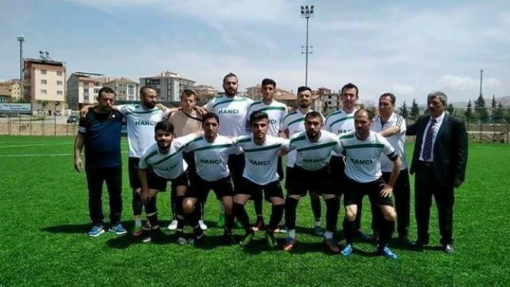 Pütürge Belediyespor ligi şampiyon tamamladı
