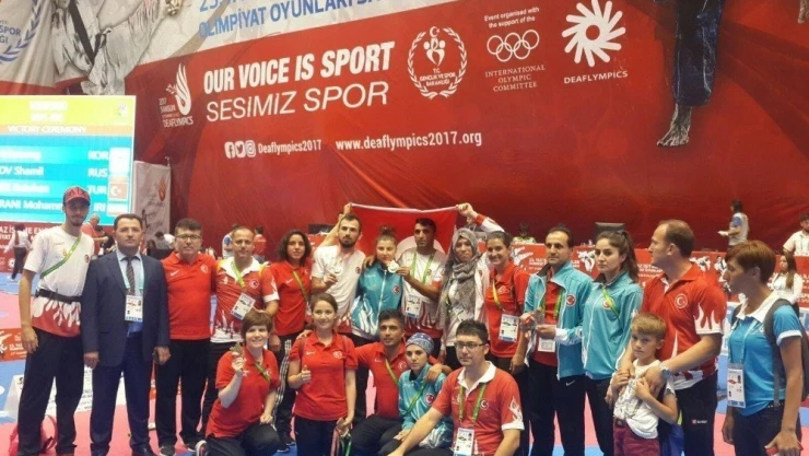 İşitme Engelliler Tekvando MHK başkanı Sarıkaya Malatya'da
