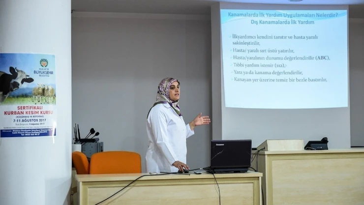 Sertifikalı Kurban Kesim Kursu devam ediyor