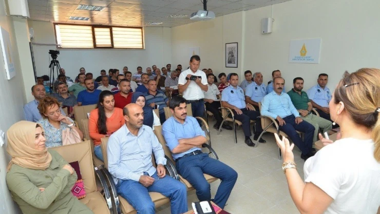 Yeşilyurt Belediyesi personellerine ilk yardım eğitimi
