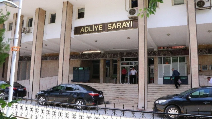 Kışanak ve Tuncel'in tutukluluk hallerinin devamına karar verildi
