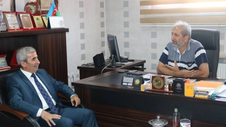 İletişim Fakültesi Dekanı Önal:
