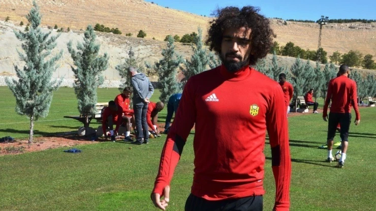 E. Yeni Malatyasporlu Sadio Diallo'dan 'uyum problemi' itirafı
