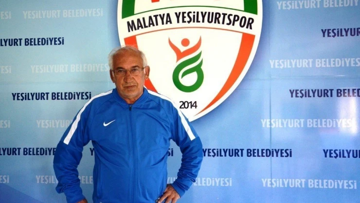Yeşilyurt Belediyespor'da teknik heyetin durumu görüşüldü
