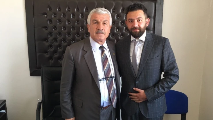 Aday adayı Sandıkcı, ilçeleri geziyor