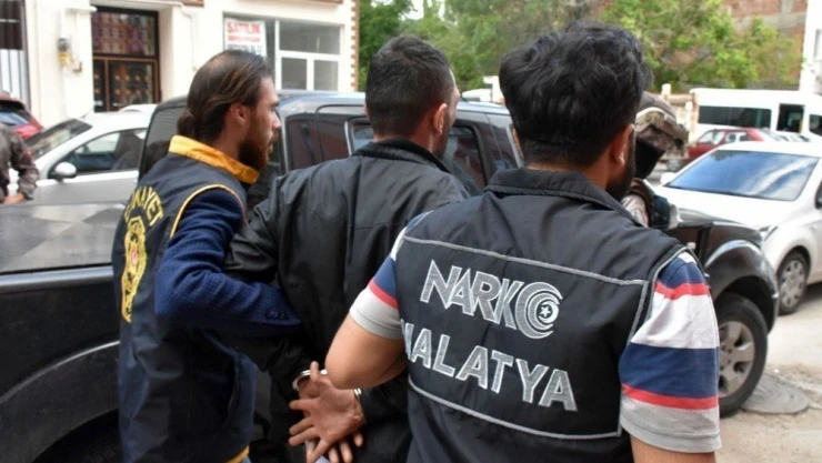 Uyuşturucu operasyonunda 19 şüpheli tutuklandı