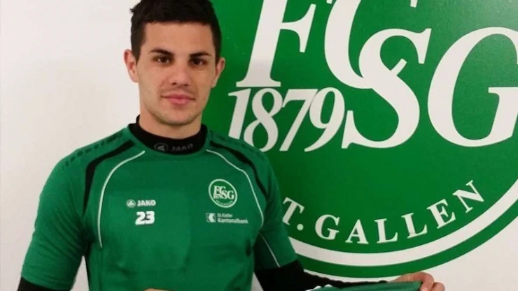 Yeni Malatyaspor Danijel Alexsic'i İstanbul'a getirdi