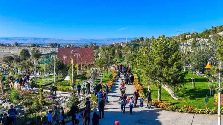 Hayvanat Bahçesine yoğun ilgi