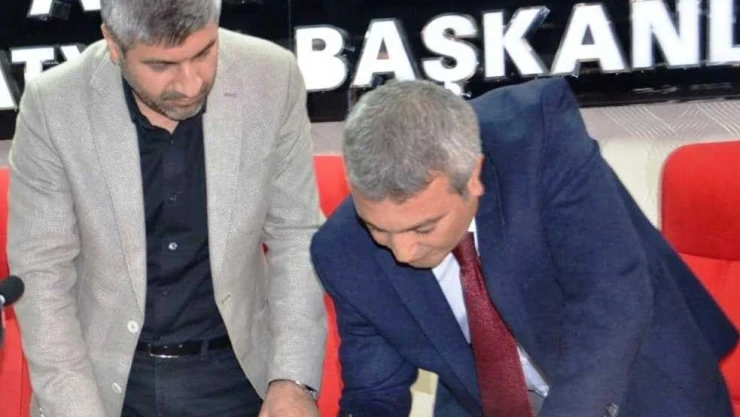 Vahap Erdem, Yeşilyurt için başvurdu