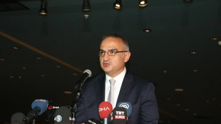 Türkiye'nin 18 yıllık lale figürlü logosu değişiyor