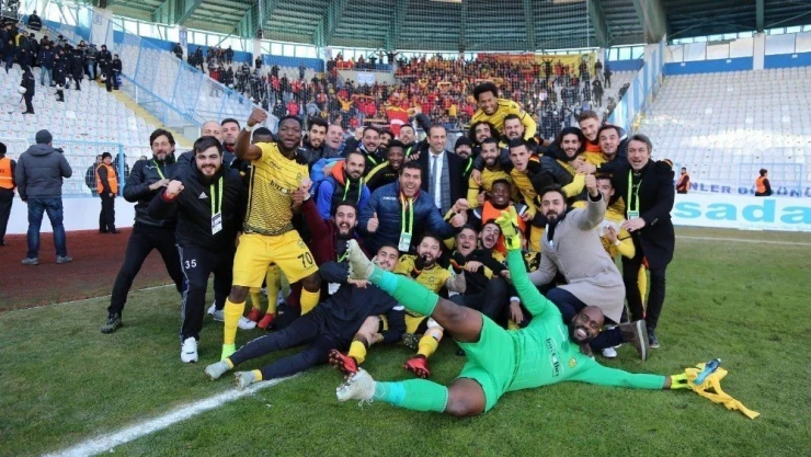 Taraftara 'Çerez değil atkınla, formanla gel' çağrısı