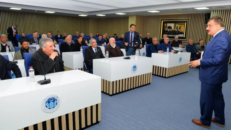 Başkan Gürkan, muhtarlarla biraraya geldi