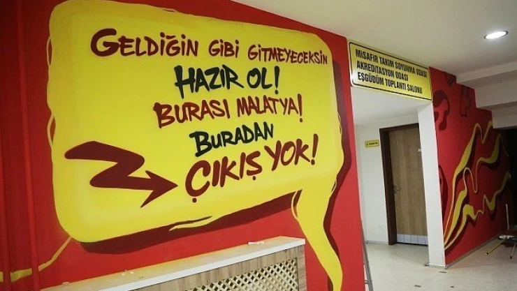 Yeni Malatya Stadyumu'nun koridorlarına sanatçı eli değdi