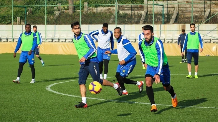 Yeniler çabuk uyum sağladı