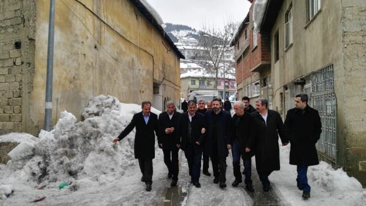 Milletvekilleri ilçeleri geziyor