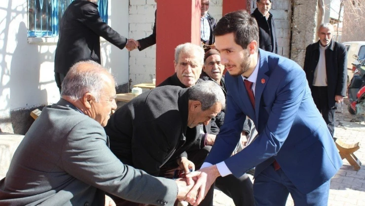 Üniversite öğrencisi, başkan adayı oldu