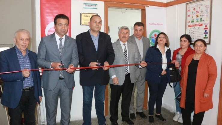 Gençler kod yazma ve klavye eğitimi alacak