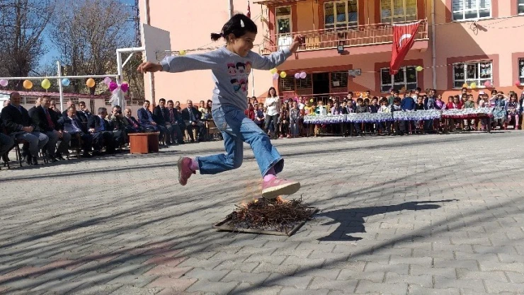 Darende'de Nevruz coşkusu