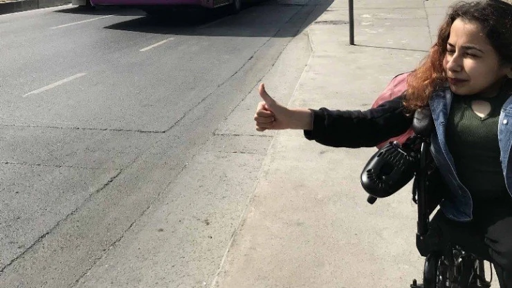 'Minnoş Gezgin' engelleri yollarda aştı