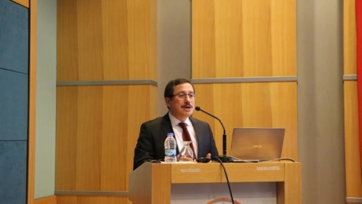 21. Yüzyılda Türkiye-Rusya İlişkileri Paneli düzenlendi