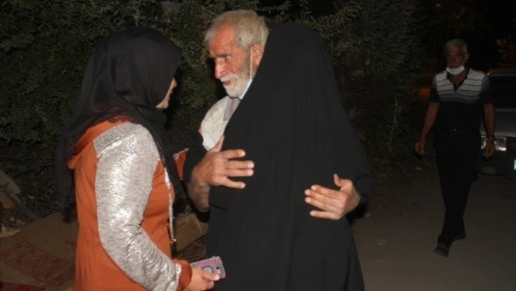 4 gün önce kayıp olmuştu, dut yiyerek hayatta kaldı