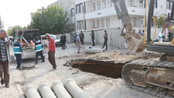 Alt yapı çalışmaları sırasında göçük: 1 yaralı