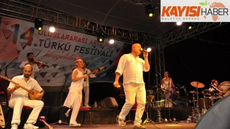 Arguvan'da Türkü Festivali coşkusu
