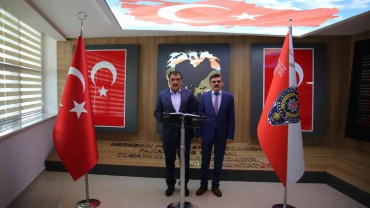 'Gece gündüz çalışıyor'