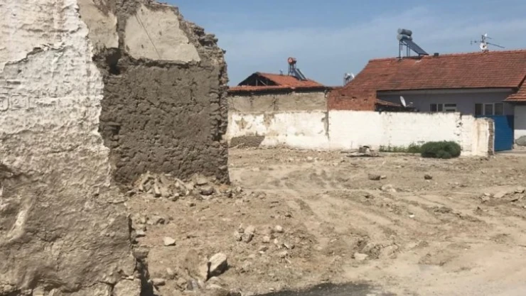 Depremden hasar gören evleri için güzel haberi bekliyor