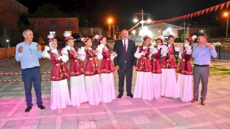 Doğanşehir Türkü Şöleni ilgi gördü