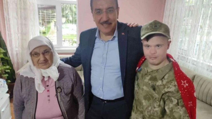 Down Sendromlu Furkan'ın askerlik hayali gerçek oldu