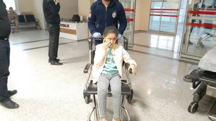 Düdüklü tencere bomba gibi patladı: 2 yaralı