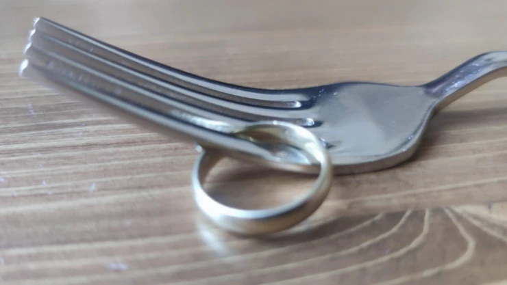 Düşürülen alyans yüzüğün sahibi aranıyor