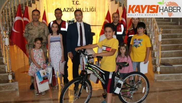 Elazığ'da 'Dikkat Sizden Notlar Bizden' projesi