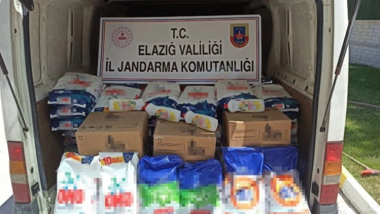 Elazığ'da 2 ton sahte temizlik malzemesi ele geçirdi