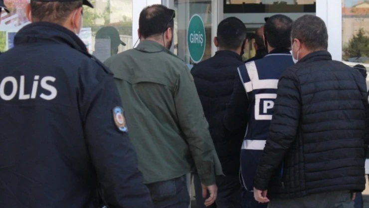 Elazığ'da beyzbol sopalı, şantajcı ve işkenceci çete çökertildi