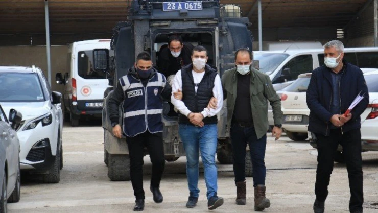 Elazığ'da cinayet zanlısı adliyeye sevk edildi