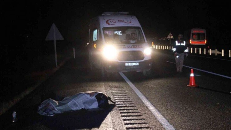 Elazığ'da feci kaza: Transitin çarptığı 2 kişi hayatını kaybetti