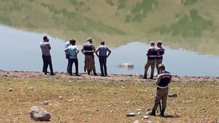 Elazığ'da nehirde erkek cesedi bulundu