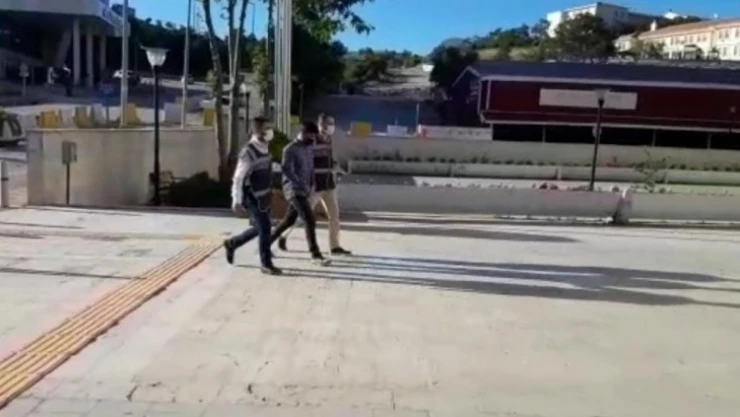 Elazığ'da suç dosyası kabarık hırsız telefon çalınca tutuklandı