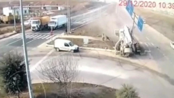 Elazığ'daki feci kaza anı kamerada