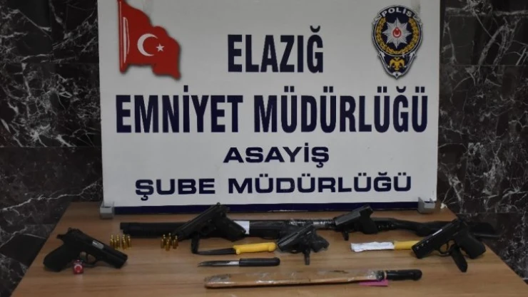 Elazığ polisinin şok uygulamalarında, 7 silah ele geçirildi