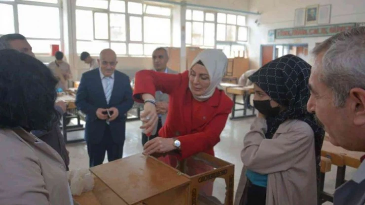 Yeni Müdür ziyaretlere başladı