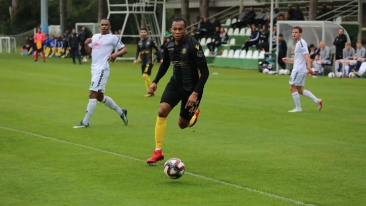 Evkur Yeni Malatyaspor'da Arturo Mina sevinci