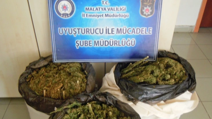 Polis, uyuşturucu tacirlerine göz açtırmıyor