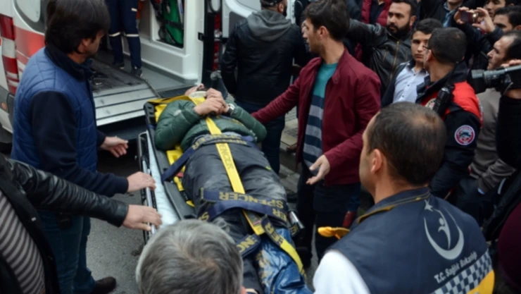 Polisten kaçarken ayağını kırdı